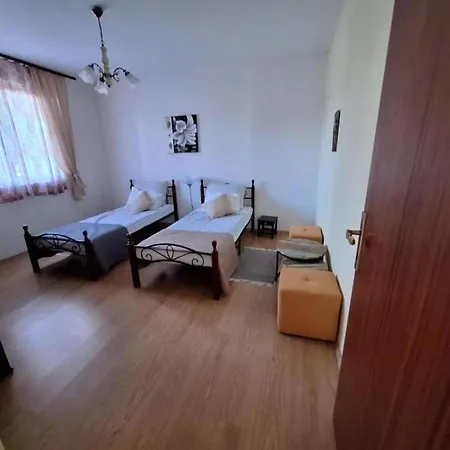 Elgasi Charming & Cozy * 파자나
